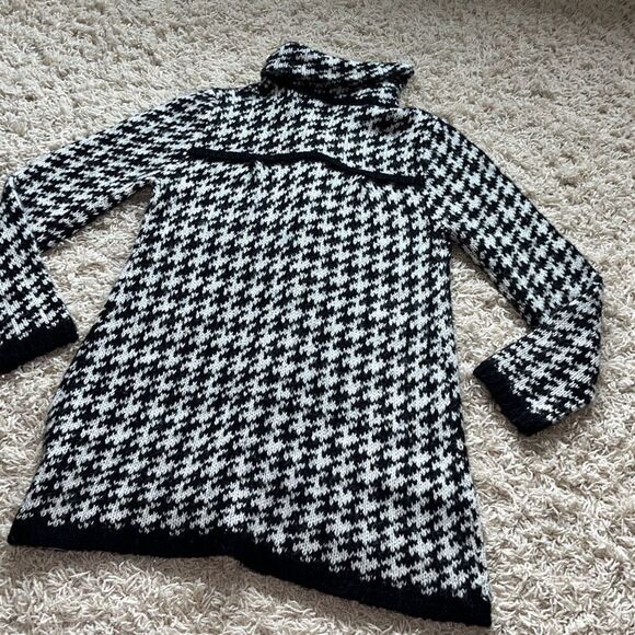 CARDUCCI Black/ White Wool blend Knit LONG 5 Buttons Sweater jacket , Size M - Picture 7 of 12